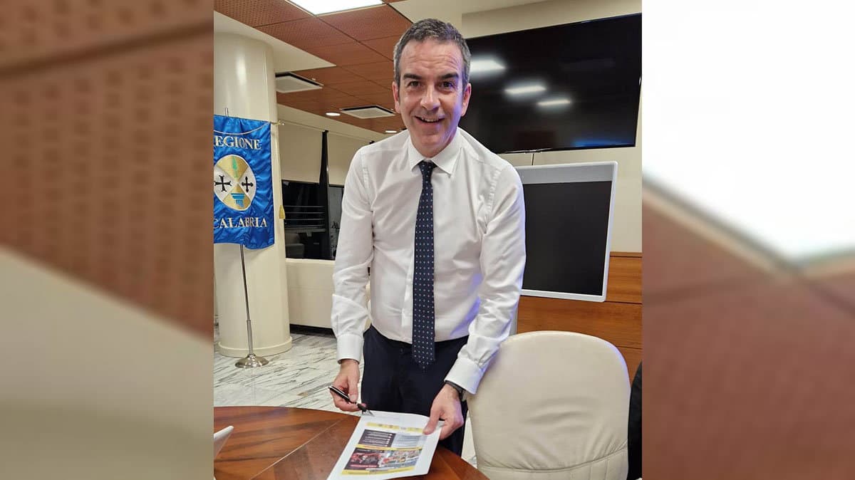 La Calabria dice no al cibo sintetico. Occhiuto firma la petizione di Coldiretti
