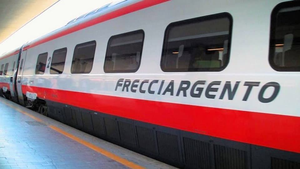 No all’istituzione di nuove fermate lungo il tragitto del FrecciArgento Sibari-Bolzano