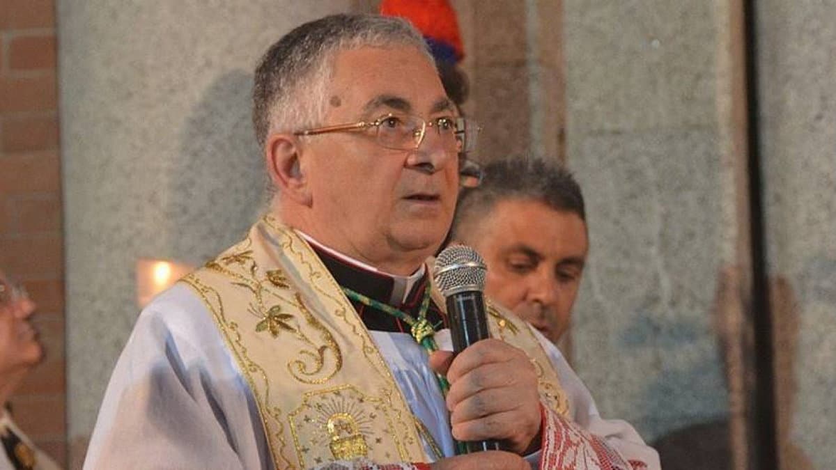 Presentato a Corigliano-Rossano il volume di Luigi Renzo “Piccole storie di periferia”