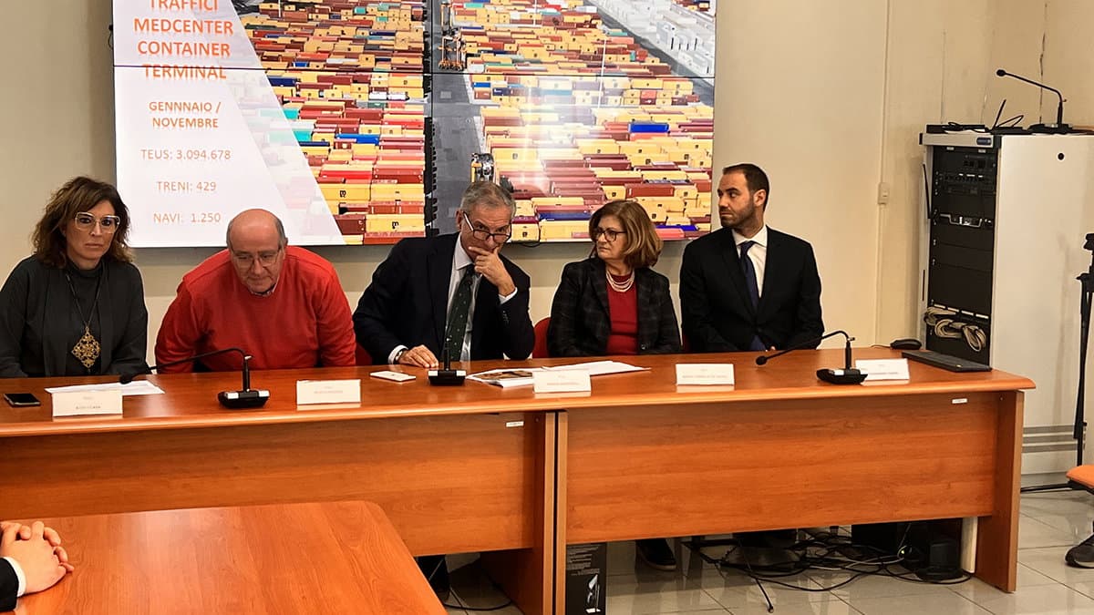 Porto Co-Ro, pianificati i lavori di risanamento e adeguamento tecnico del molo di accesso nord