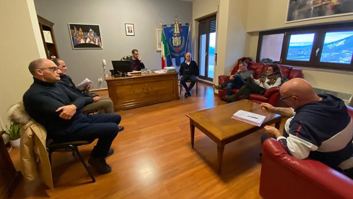 Mormanno, amministrazione e sindacati fanno fronte comune sull’ospedale