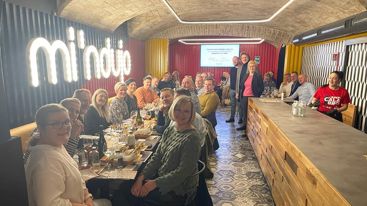 Manager finlandesi innamorati di Mi ‘Ndujo: «Fast food calabrese pronto a conquistare il mondo»