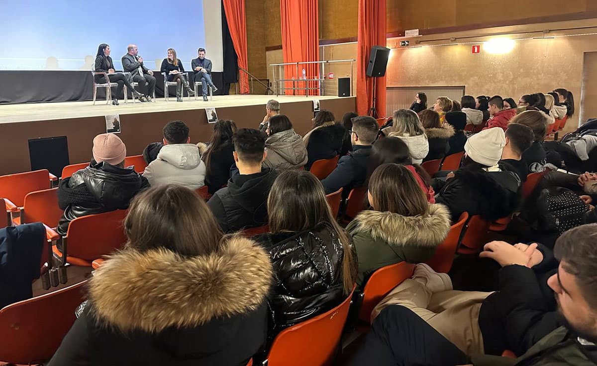 Piano europeo della lotta contro il cancro: proiettato a Bruxelles il film “Io resto qua”