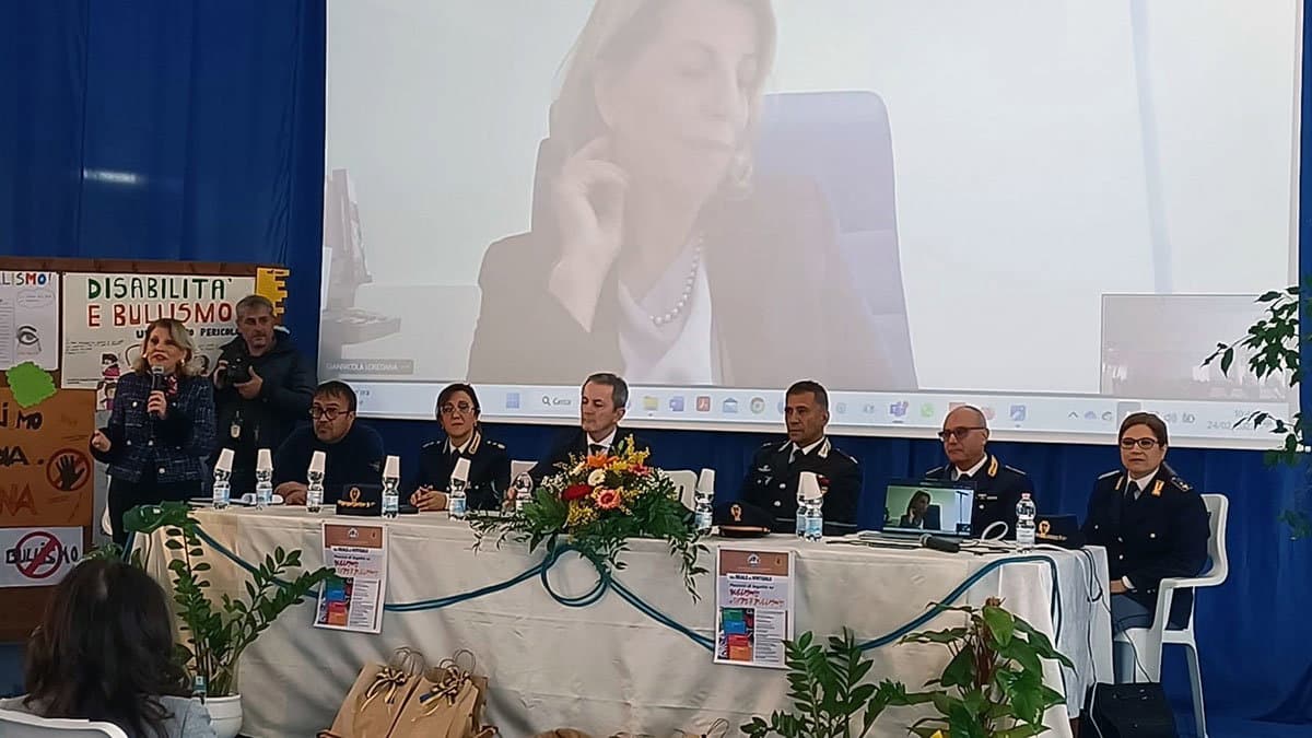 Nelle scuole della Sila greca avviati i percorsi di legalità su Bullismo e Cyberbullismo