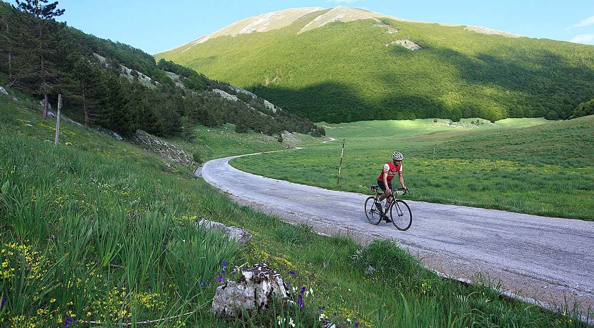 Calabria in bici sulle strade del Pollino: ecco quando sarà la gara a due ruote