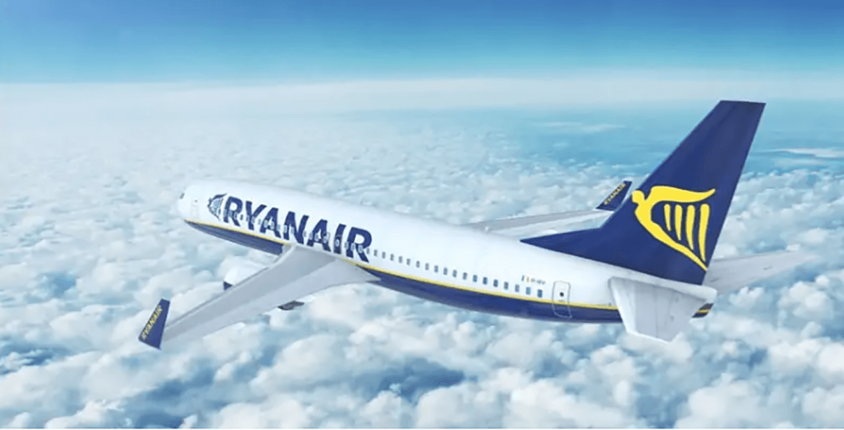 Un'estate fra le nuvole con Ryanair: 19 rotte fra Crotone e Lamezia e oltre oltre 220 voli settimanali