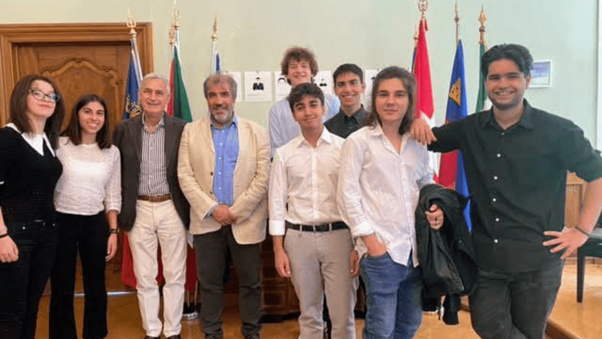 Dal Polo liceale di Rossano a Berna per la ricerca scientifica: l’entusiasmo di Matteo Ioele e Mattia Quadro