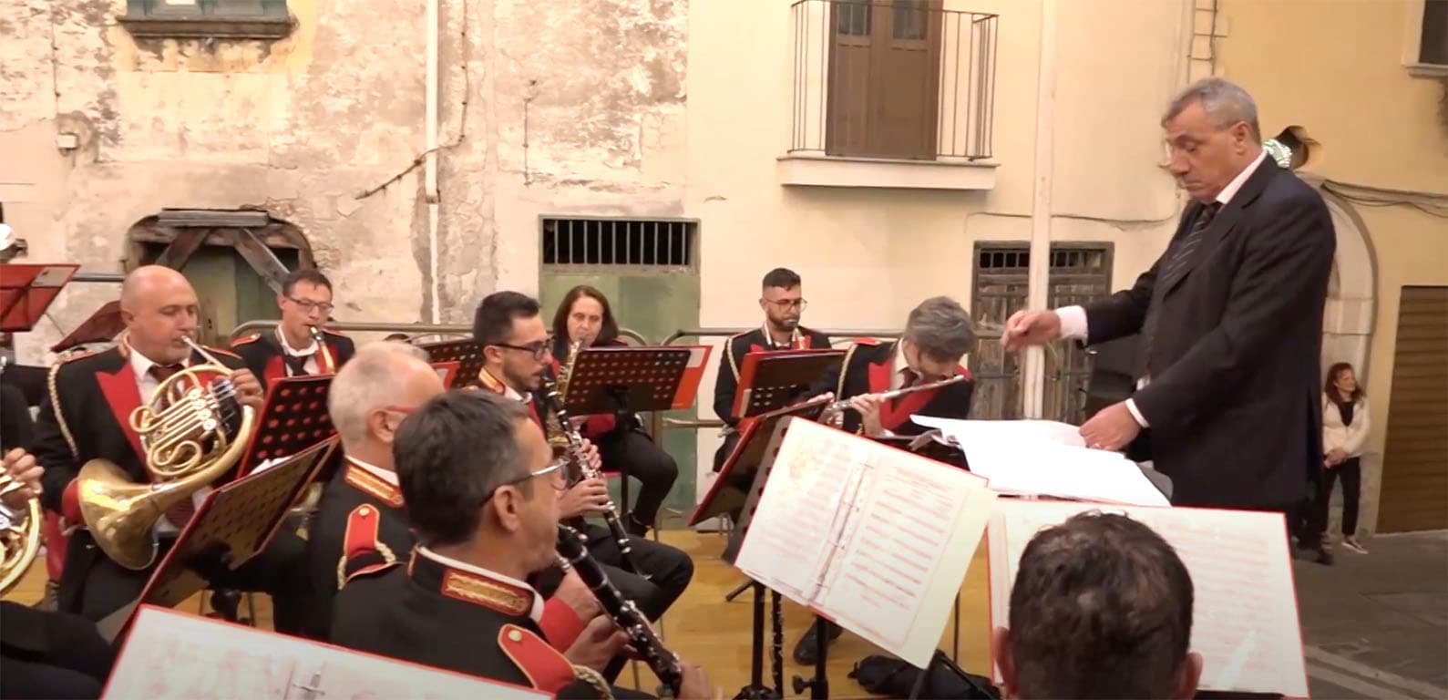 Al Festival delle Bande musicali di Laino Borgo vince l'orchestra di Gioia del Colle