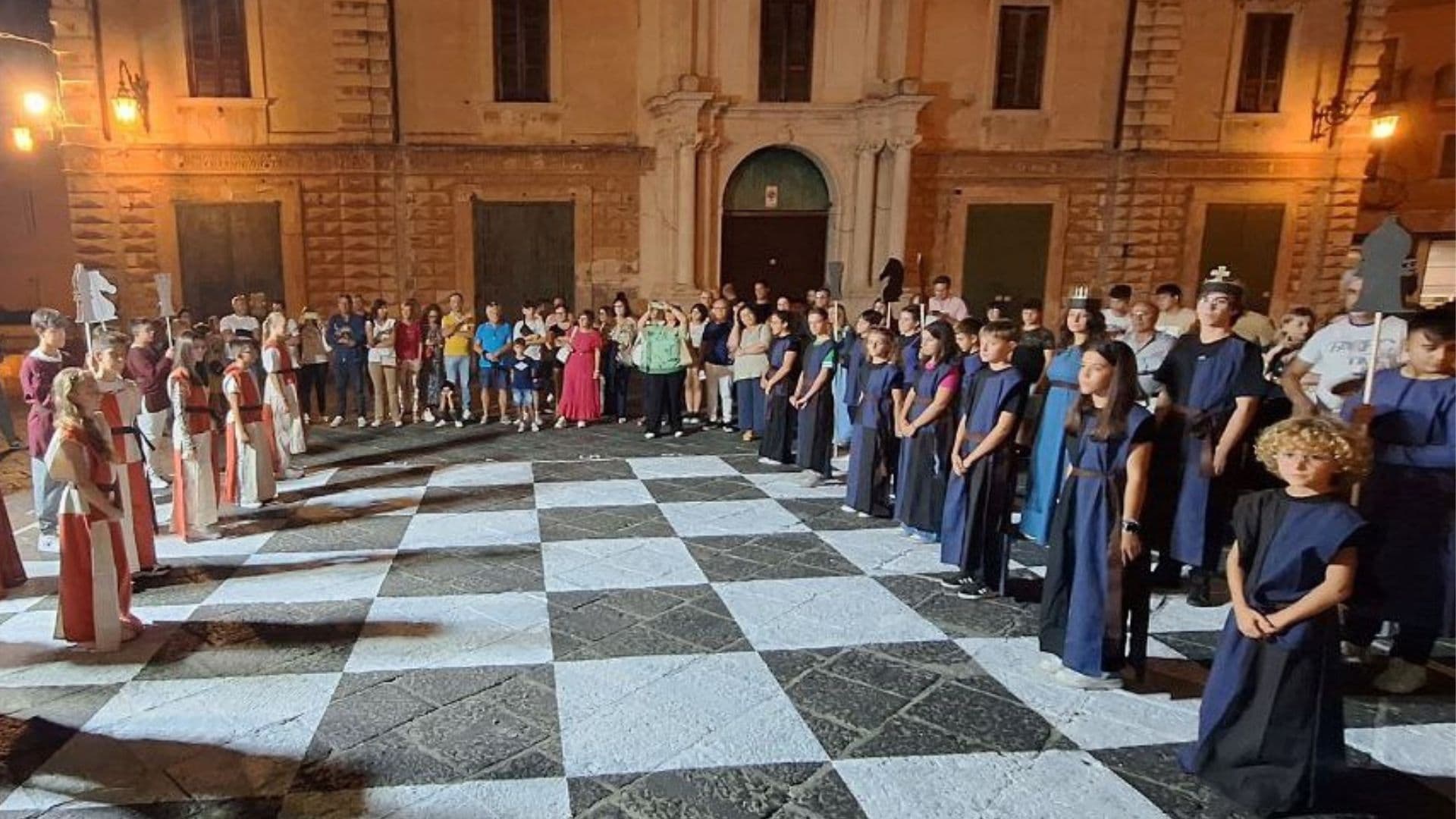 Giochi antichi e giochi di strada: il centro storico in festa per il "Palio dei Giochi senza Tempo"