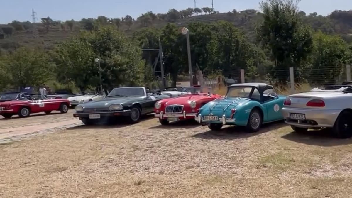 Domani a Co-Ro la sfilata di auto d'epoca