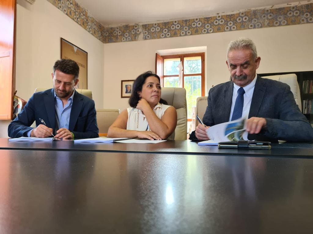 Faro Capo Trionto, il Comune  firma il protocollo per la valorizzazione con Ministero Cultura e Agenzia del Demanio