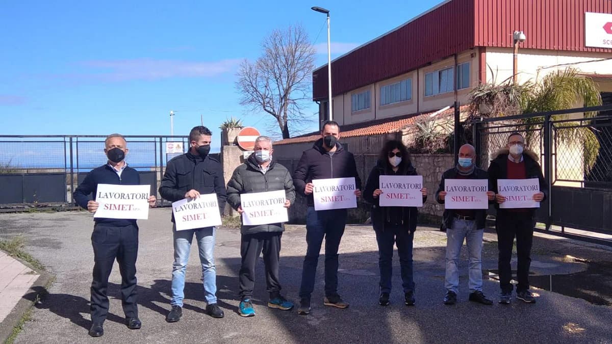 Illegittimo il licenziamento collettivo dei dipendenti Simet: esulta il comitato degli autisti