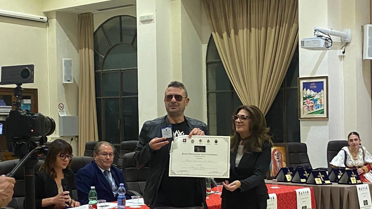 Il libro "Simo is back" di Michele Messina premiato alla rassegna dell'Accademia delle Arti di Castrovillari