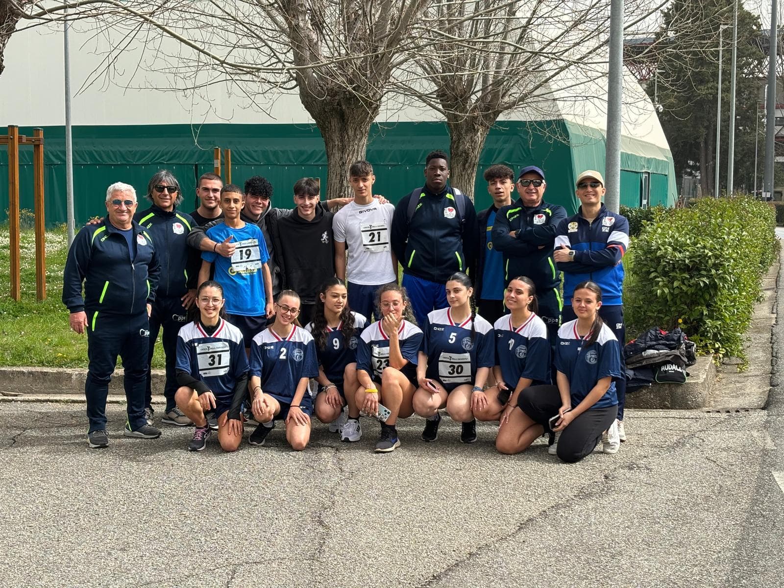 Istituto "Palma" di Co-Ro, la squadra di atletica leggera su pista è campione Provinciale
