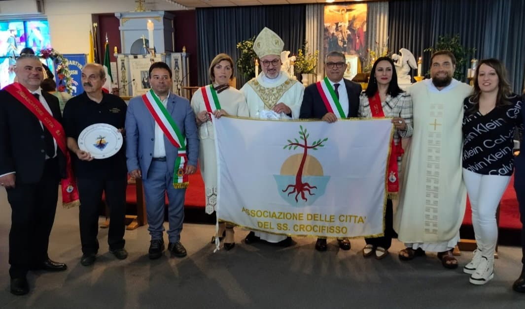 Città del Santissimo Crocifisso, il sindaco di Cassano negli Usa per uno scambio culturale