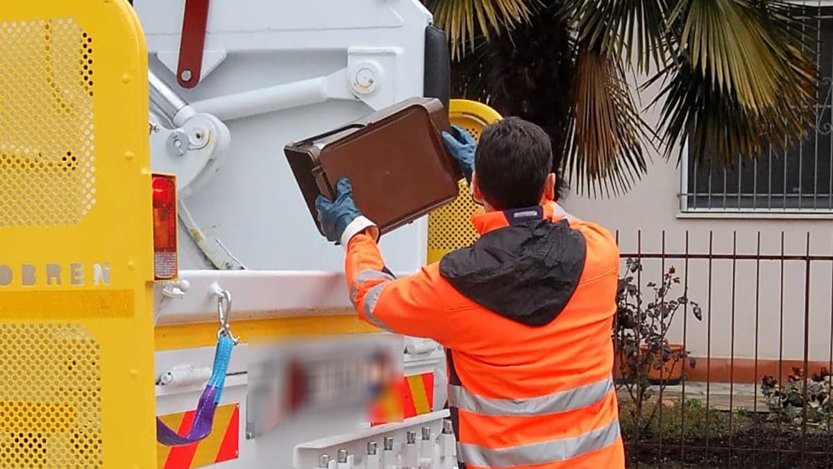 Rivoluzione "Porta a porta" a Co-Ro: tra voglia di cambiamento e multe ai trasgressori