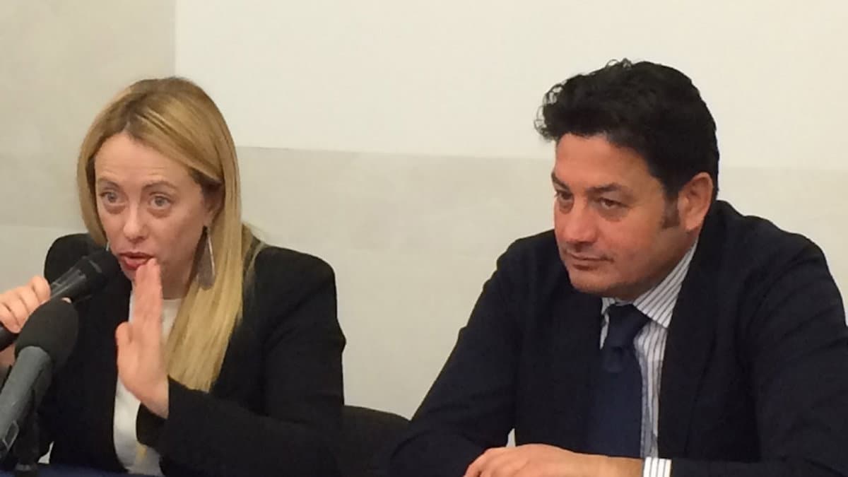 Rapani (FdI) difende a spada tratta l'Autonomia Differenziata: «Preoccupazioni infondate»