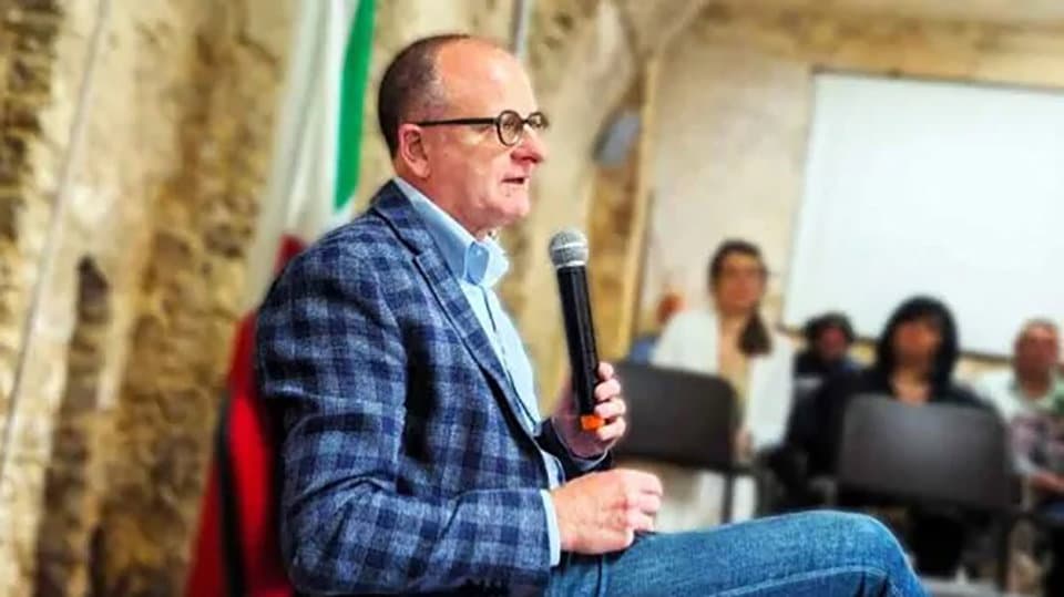 A Co-Ro la presentazione del libro di Mimmo Bevacqua "La mia forza è la moderazione"