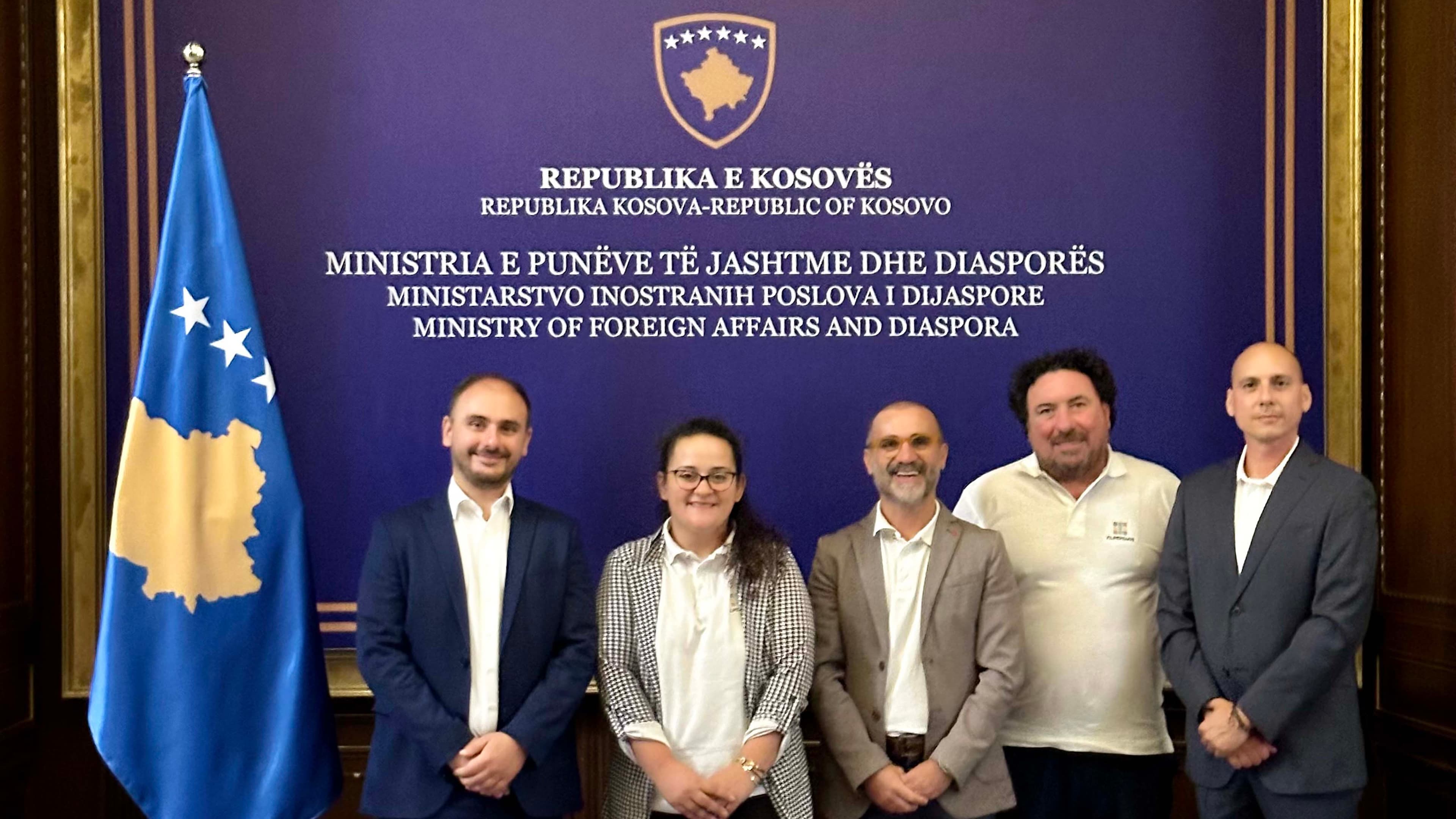 Rafforzare i legami culturali, sociali ed economici tra Arbëria e Kosovo