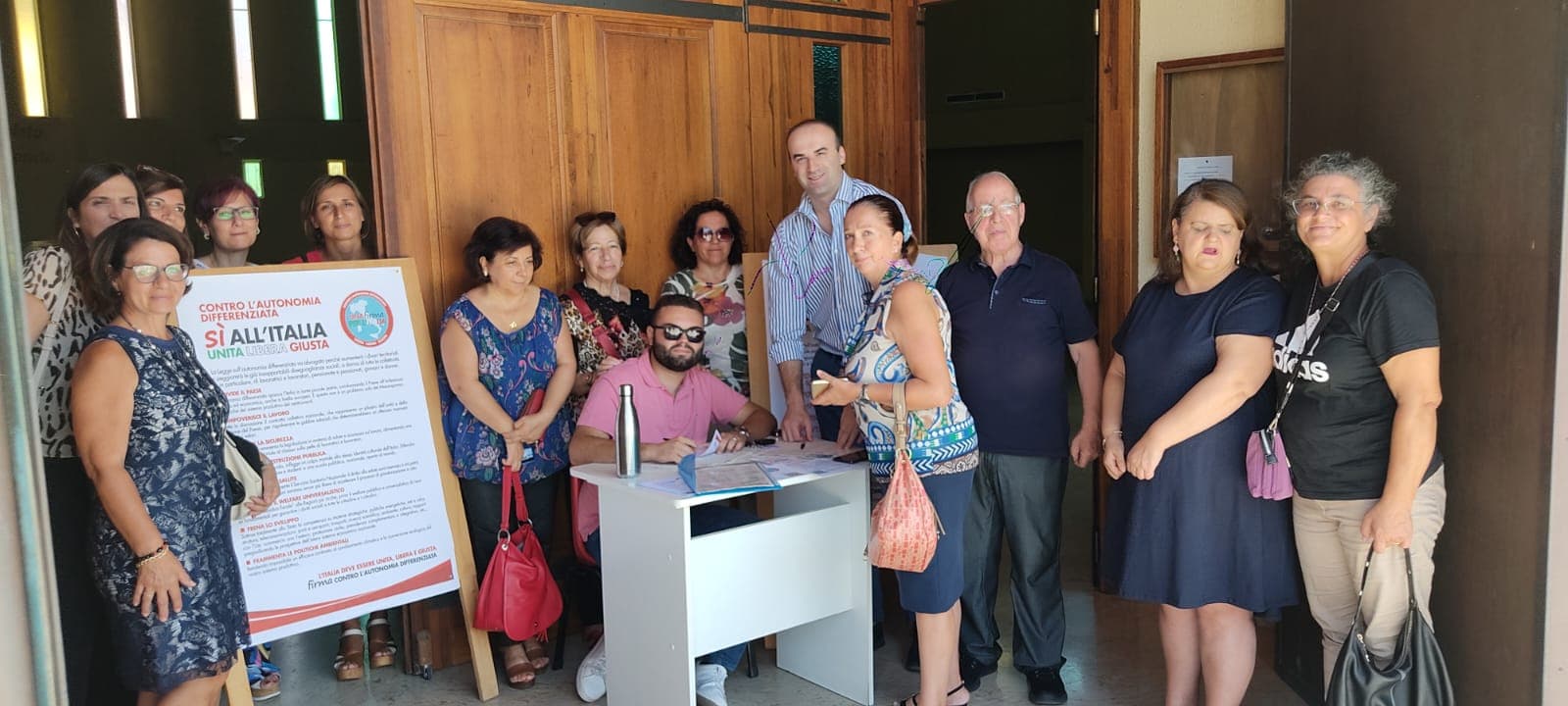 Prosegue la raccolta firme per il referendum contro l'Autonomia differenziata
