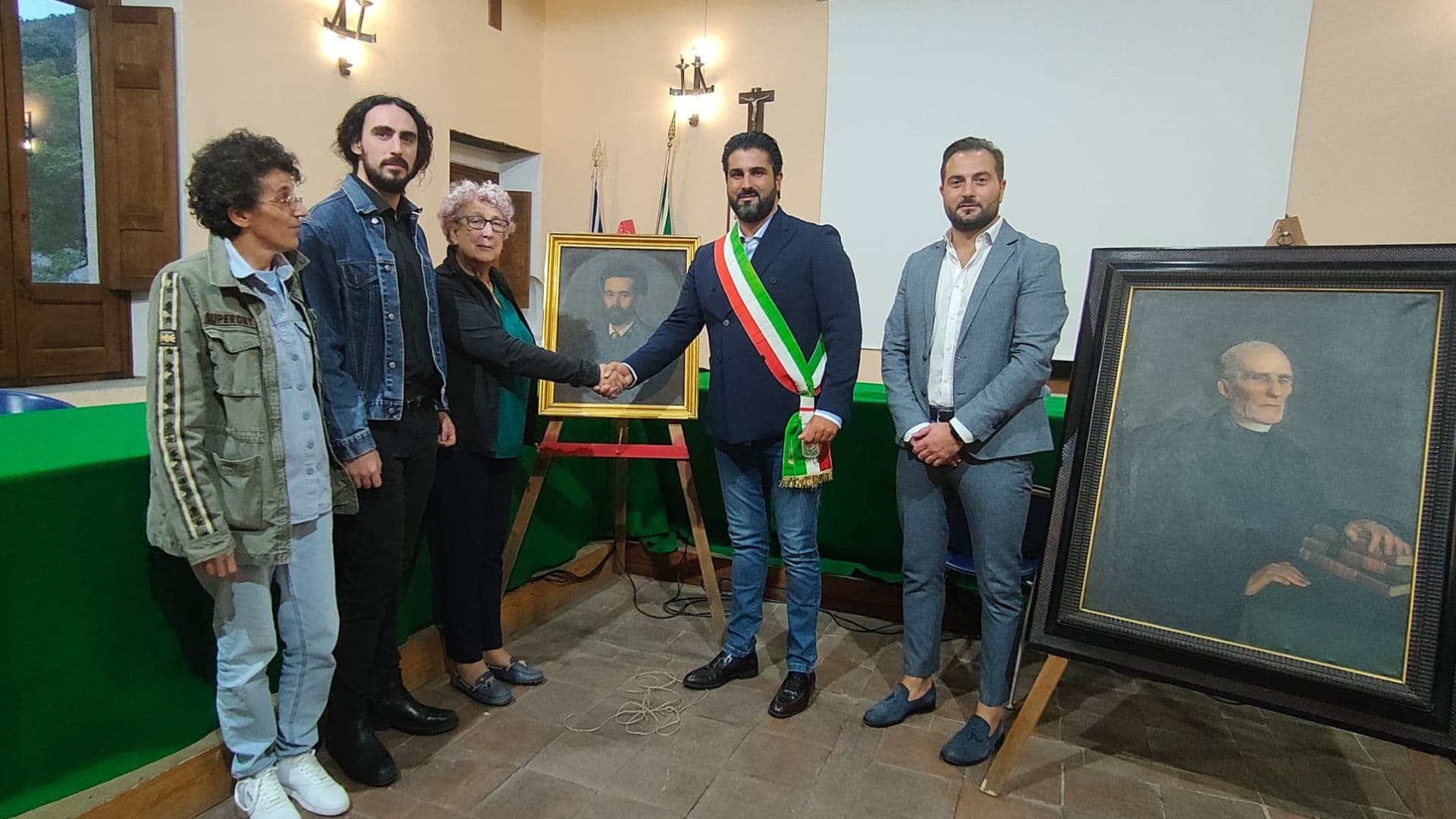 Donati alla comunità moranese i ritratti storici di Nicola Leone e Vincenzo Severini