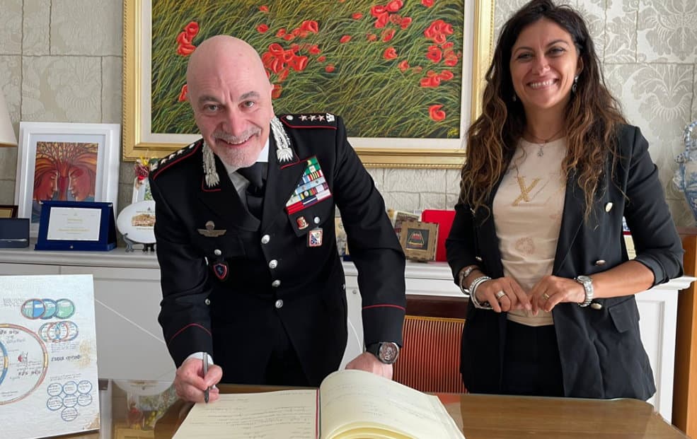Il nuovo comandante provinciale dei Carabinieri Andrea Mommo visita la Presidente Succurro