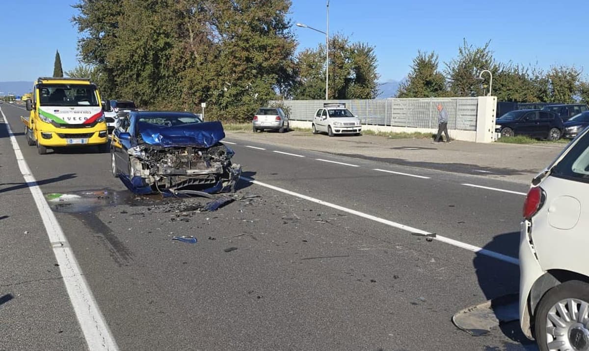 Incidente sulla Statale 106 nel tratto di Corigliano-Rossano: code e rallentamenti