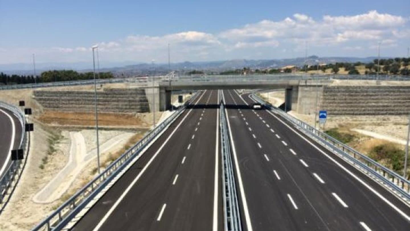 Statale 106 Sibari-Co-Ro, i Verdi chiedono la firma dell'intesa istituzionale
