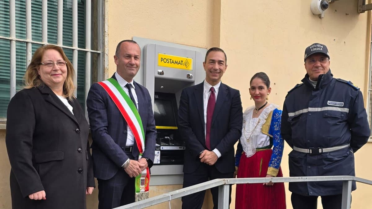 Firmo, installato un nuovo ATM Postamat di ultima generazione