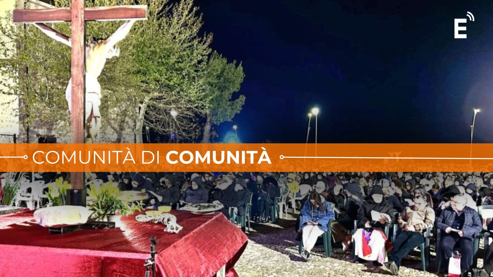 "Passi di Speranza" illuminano il lungomare Sant'Angelo nella Via Crucis diocesana