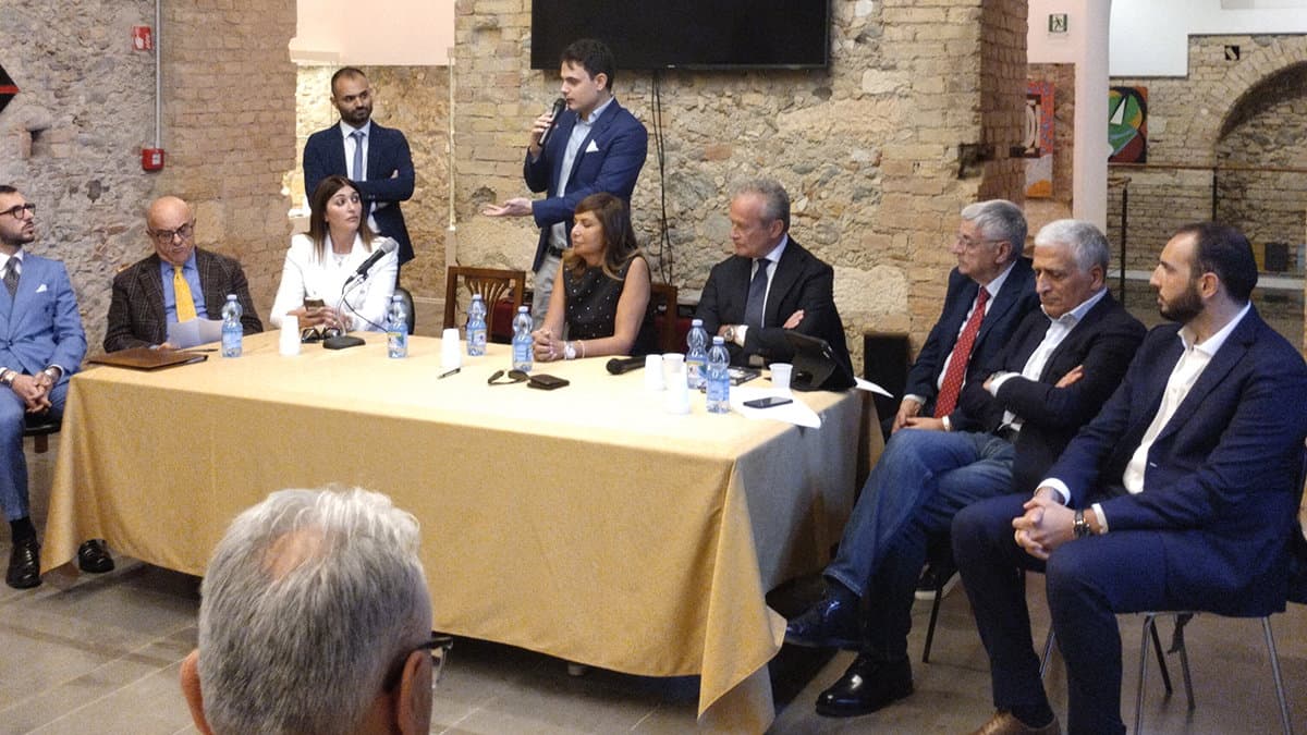 Antoniozzi (FdI) e Loizzo (Lega): «Il Premierato è una grande occasione di riforma per l'Italia»