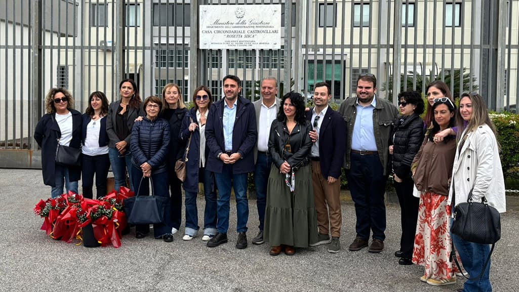 Festa della Mamma in carcere: il PD Calabria visita le detenute di Castrovillari