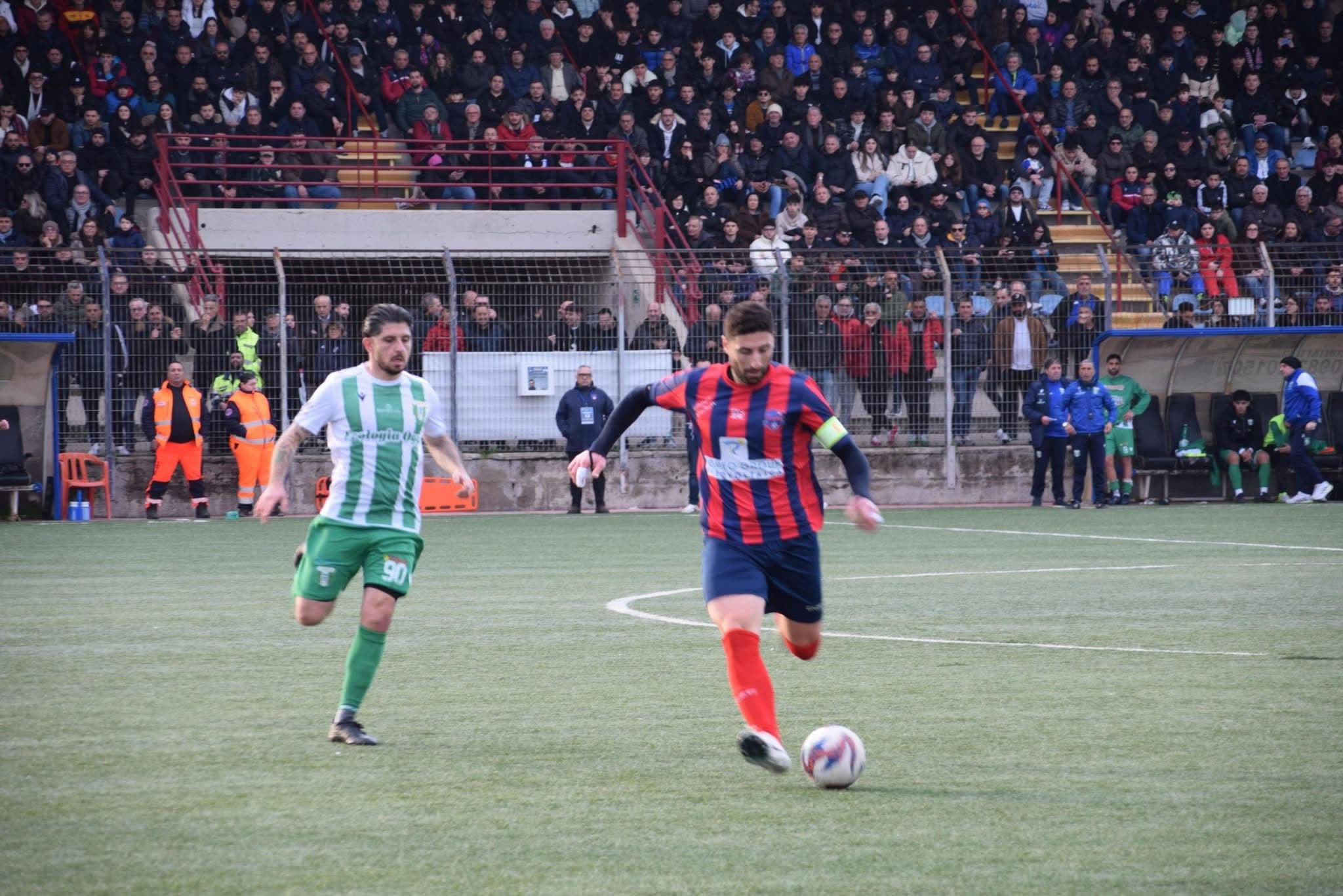 Rossanese, Carrozza cuore di Capitano: «Crediamoci!»