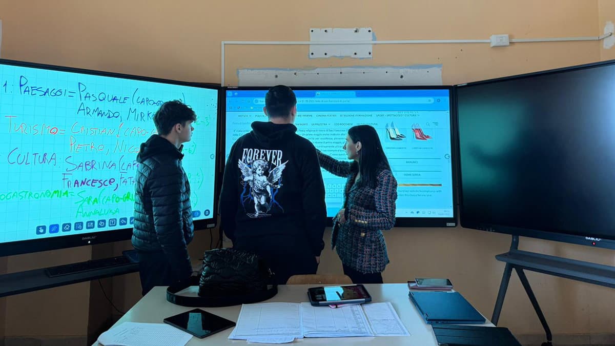 Cultura accessibile, al Polo “Aletti-Filangieri” realizzata una brochure per stranieri e disabili