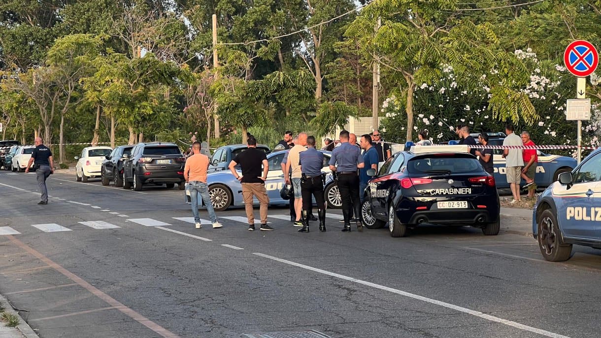 Rissa a Sant’Angelo, ferito un 50enne colpito da arma da fuoco