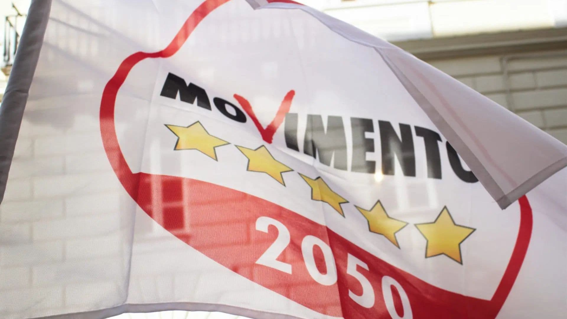Il M5S lancia l'allarme sui Tis: «Il tempo è scaduto. Servono risorse per evitare nuova emergenza sociale»