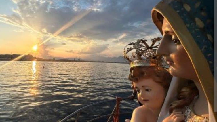 Entra nel vivo la festa di Schiavonea con i momenti più emozionanti.  Due giorni tutti da vivere