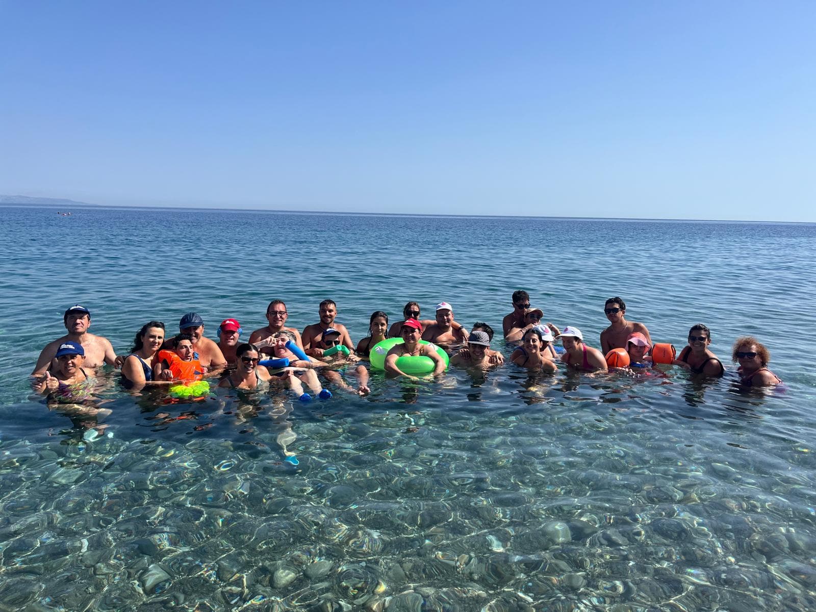 Inclusione, la solidarietà non va mai in vacanza: continua l’impegno dei Figli della Luna