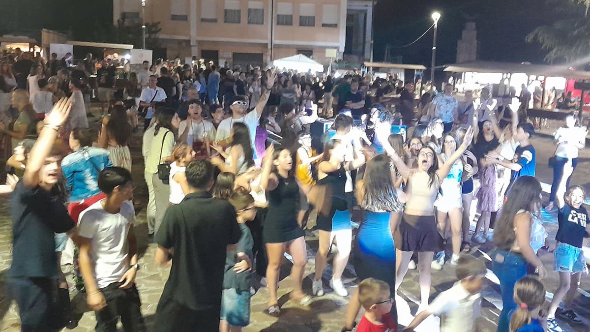Successo per l'undicesima edizione della festa del vino a Frascineto