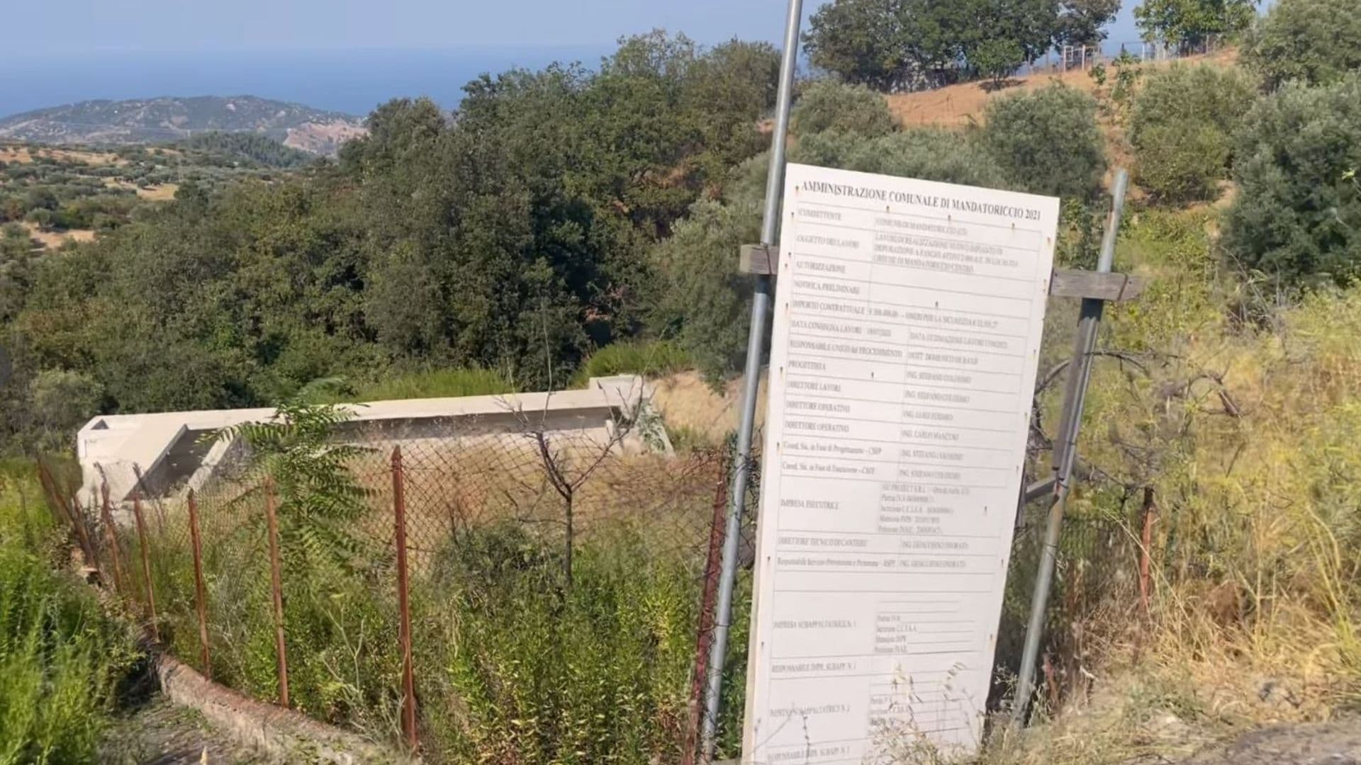 Allarme ambientale a Mandatoriccio: liquami nei terreni per l’assenza del depuratore
