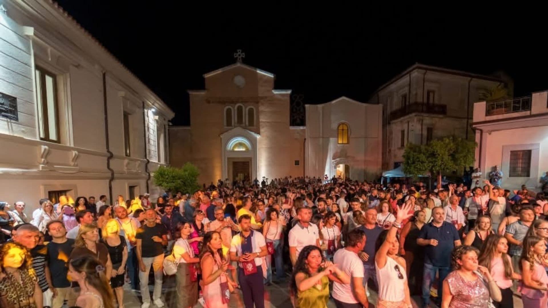 Vakarici, il salotto diffuso riscrive il racconto del borgo