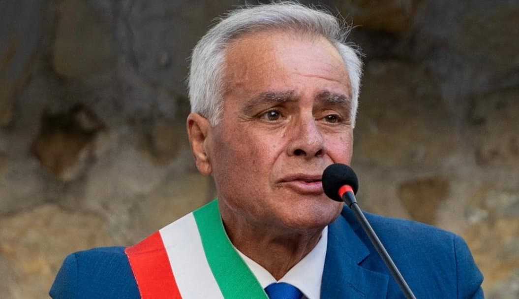 Longobucco, Pirillo: «La scuola custode di memoria e futuro»