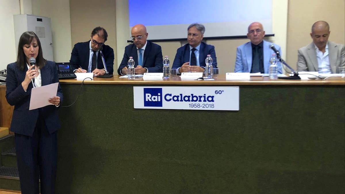 L'Ambasciatrice d'Albania in Italia plaude alla nuova programmazione RAI sulle comunità arbëreshe di Calabria