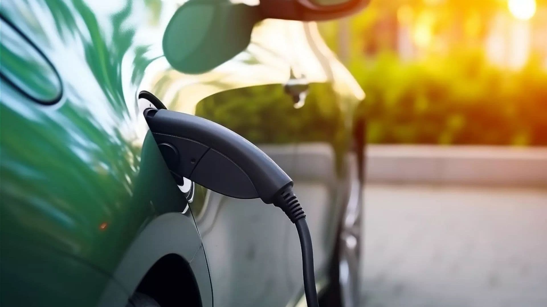 Incentivi auto elettriche 2025: anche Corigliano-Rossano tra i comuni esclusi