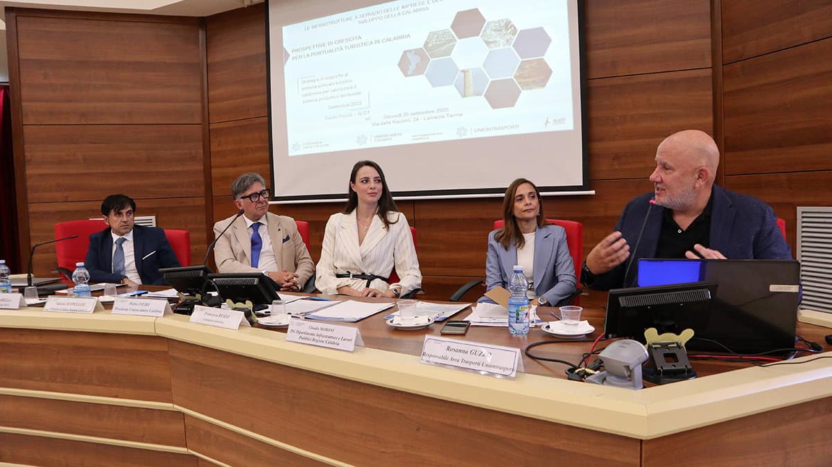 Le infrastrutture a servizio delle imprese e del turismo per lo sviluppo della Calabria