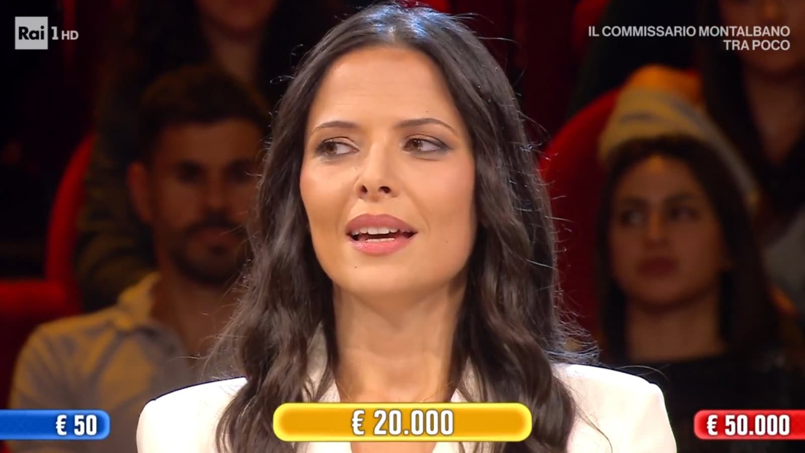 Maria Grazia emoziona il pubblico di Affari Tuoi ma la fortuna non la premia
