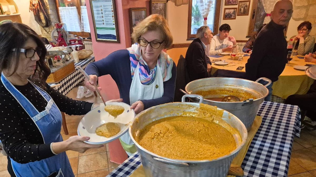 Educazione al gusto, a Caloveto il "Ranu Rattatu" va a ruba