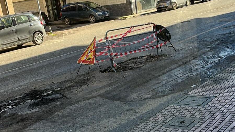 Schiavonea, in Via delle Orchidee perdita riparata. Ora si punta a un ripristino definitivo