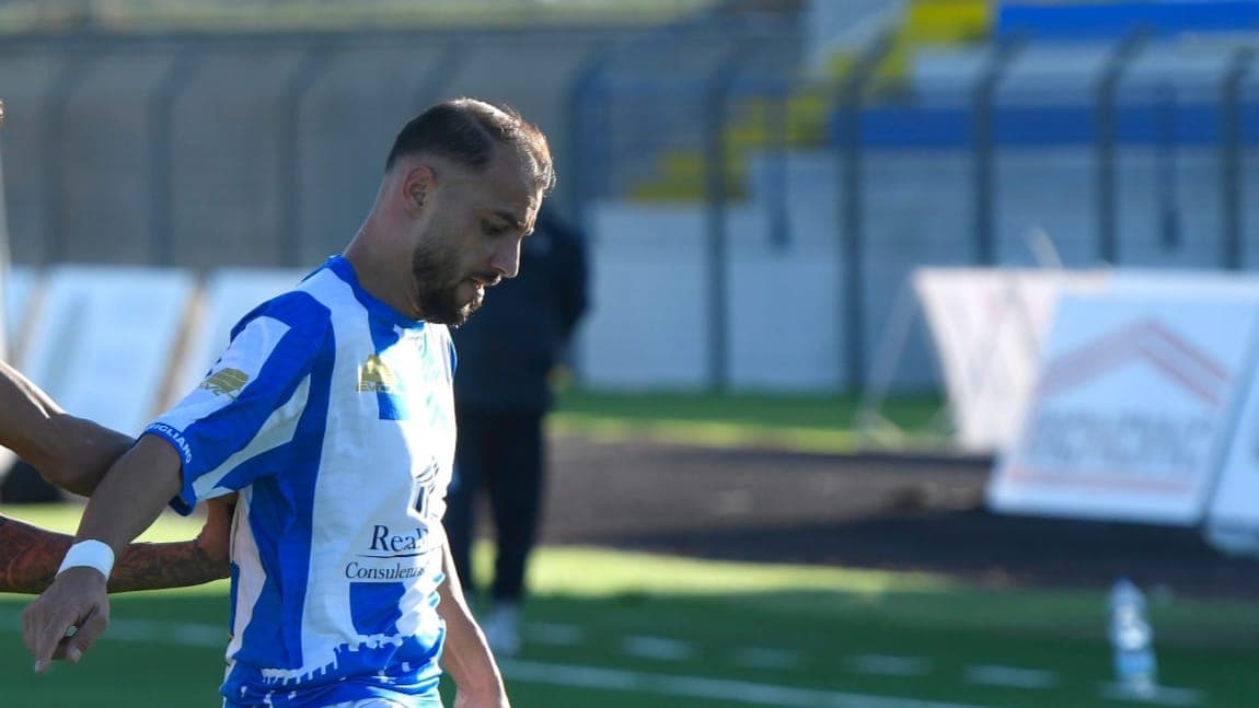Corigliano in dieci pareggia a Bisignano: un punto che vale e classifica ancora apertissima