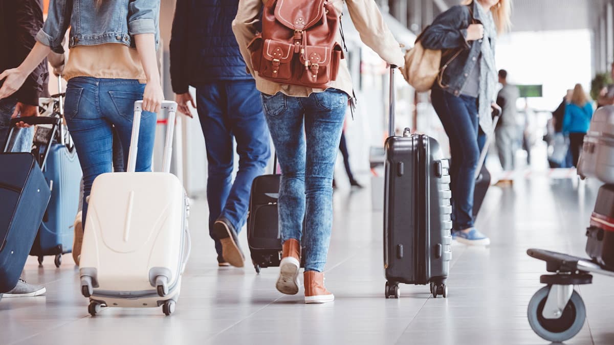 Negato il diritto alla mobilità, Lampare: «Tornare in Calabria per Natale è un lusso»
